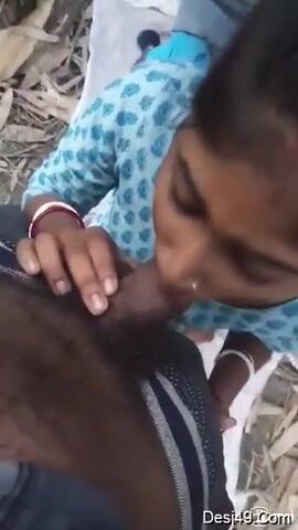 Desi bhabhi Outdoor sex